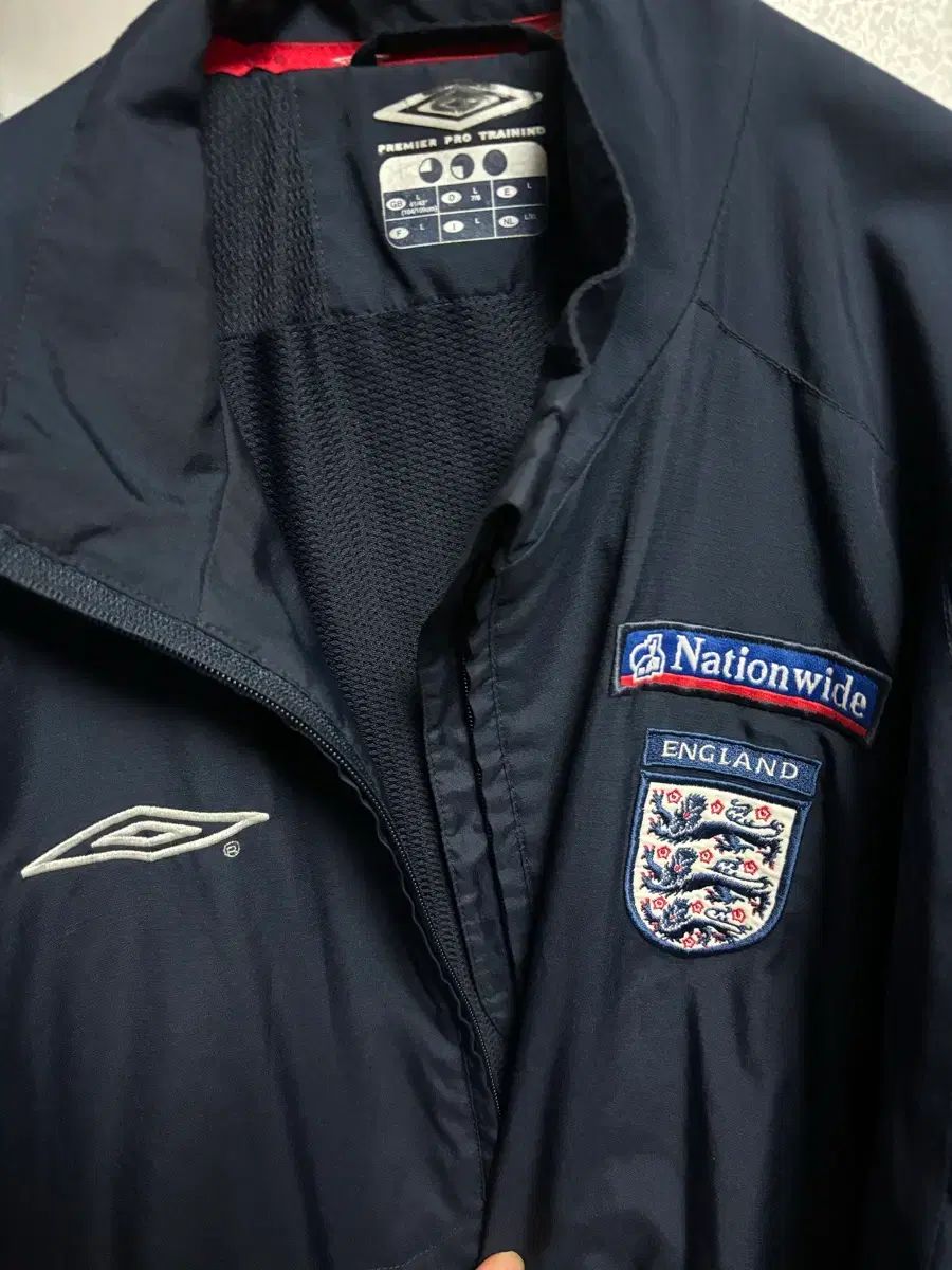 アンブロ UNBRO イングランド代表 ウィンドブレーカー アンブロ ウインドブレーカー イングランド代表 【公式通販】