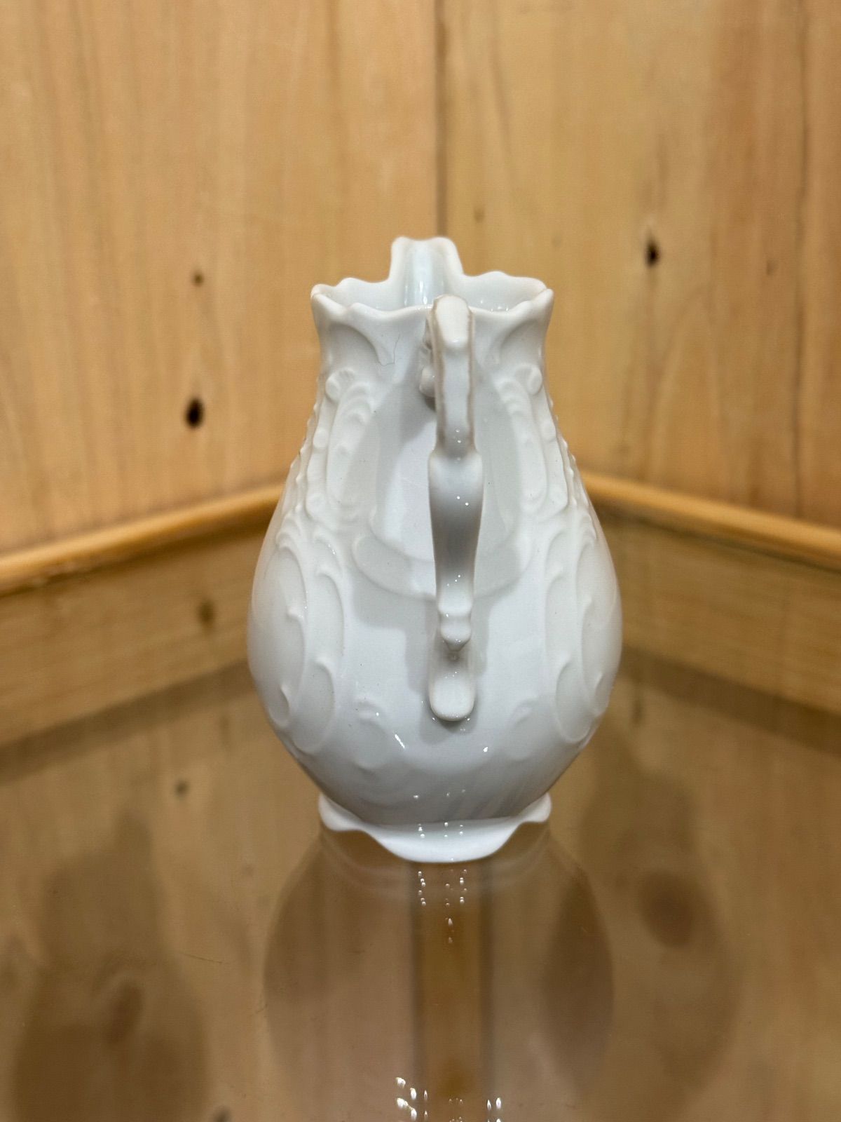 プレインホワイト