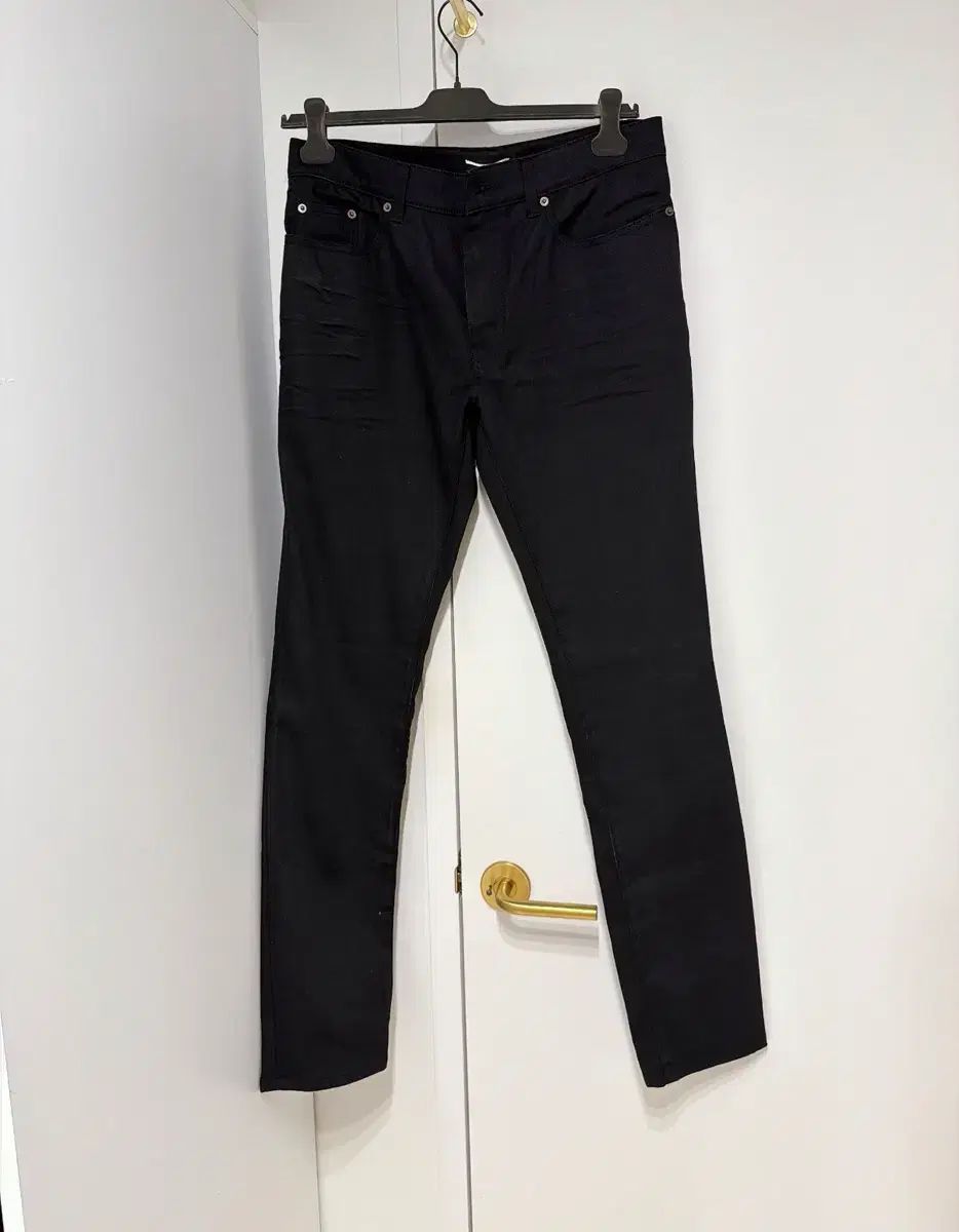 Saint Laurent サンローラン 生デニム ブラックジーン