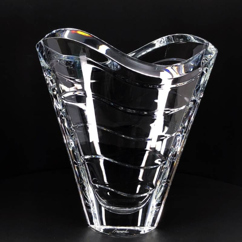 Baccarat バカラ フラワーベース クリスタル 美品・箱付き】Baccarat バカラ／ウェーブ フラワーベース 花瓶