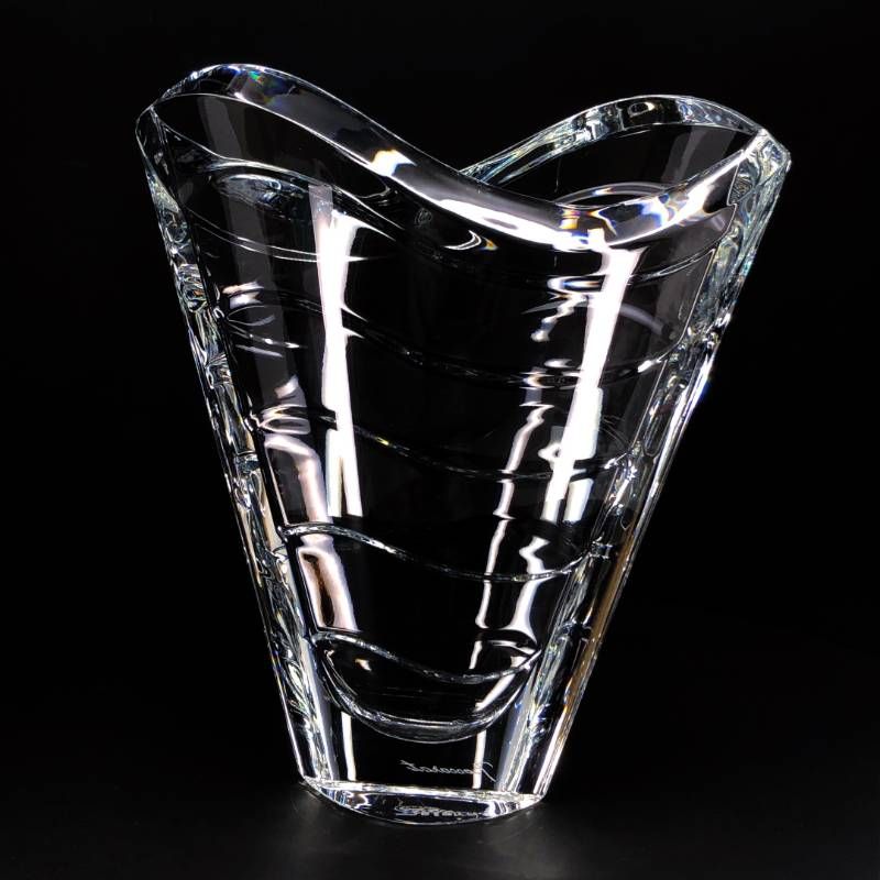 美品・箱付き】Baccarat バカラ／ウェーブ フラワーベース 花瓶