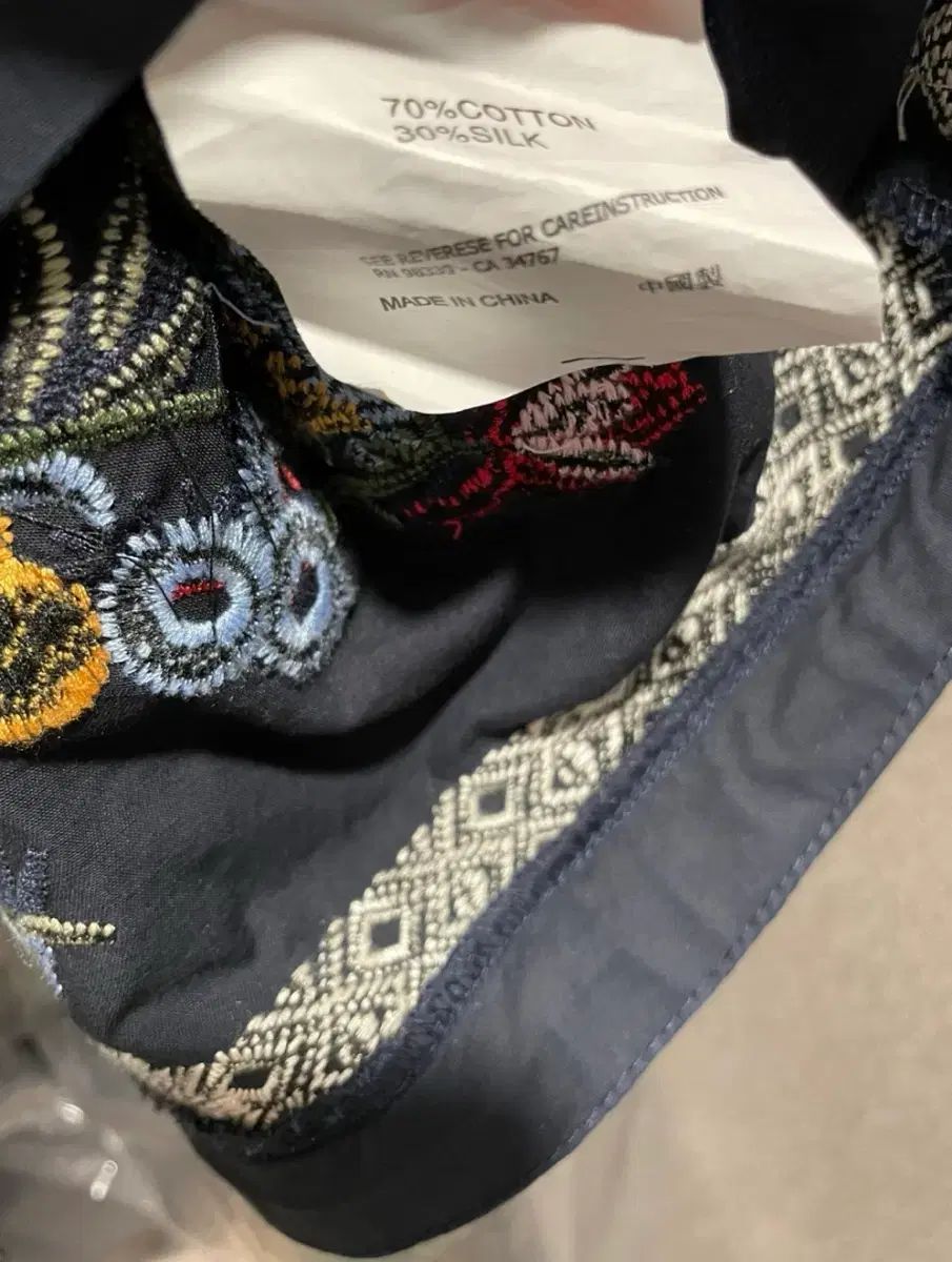 刺繍装飾 Aライン