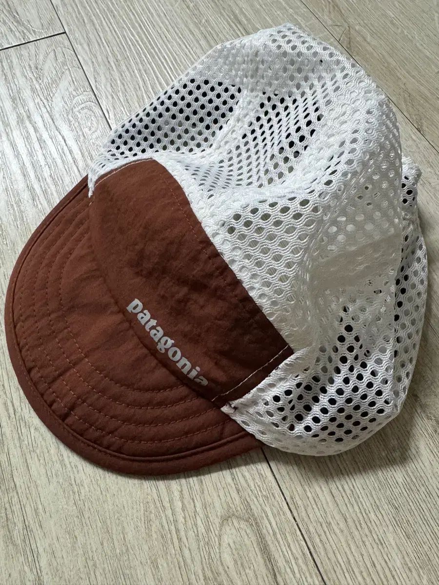 パタゴニア ダックビルキャップ