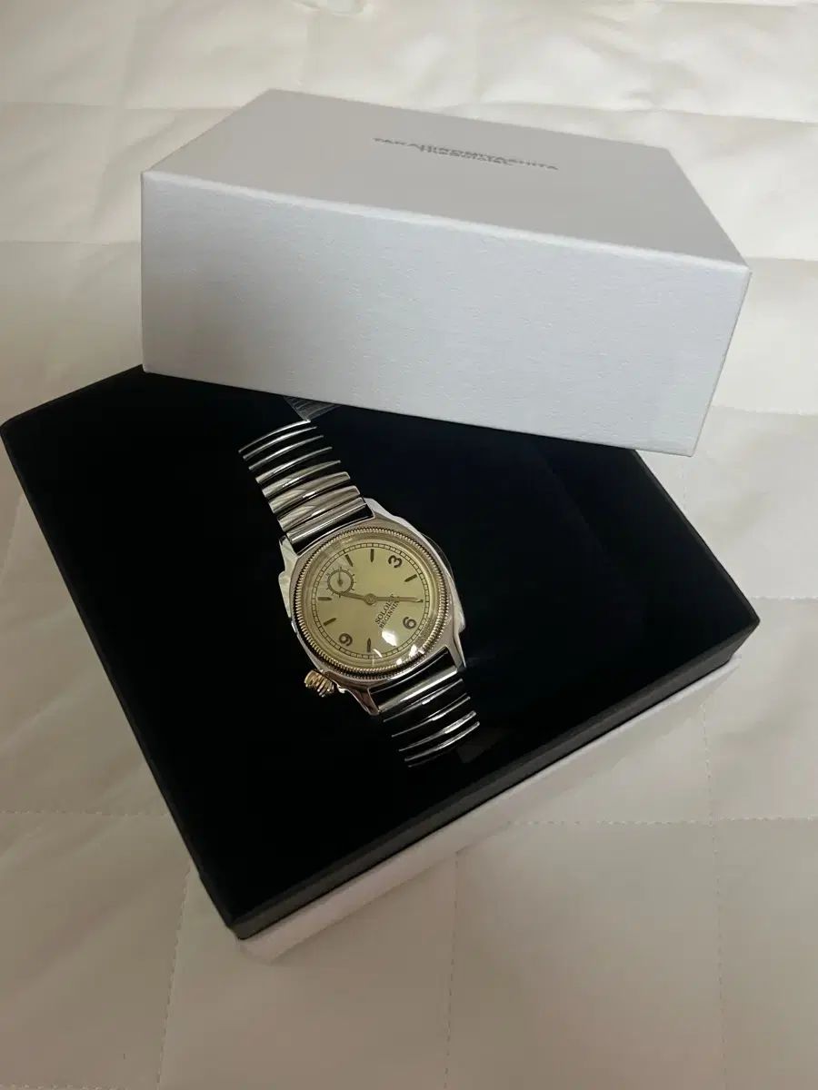 SOLOIST バグウォッチ 32 ベージュ