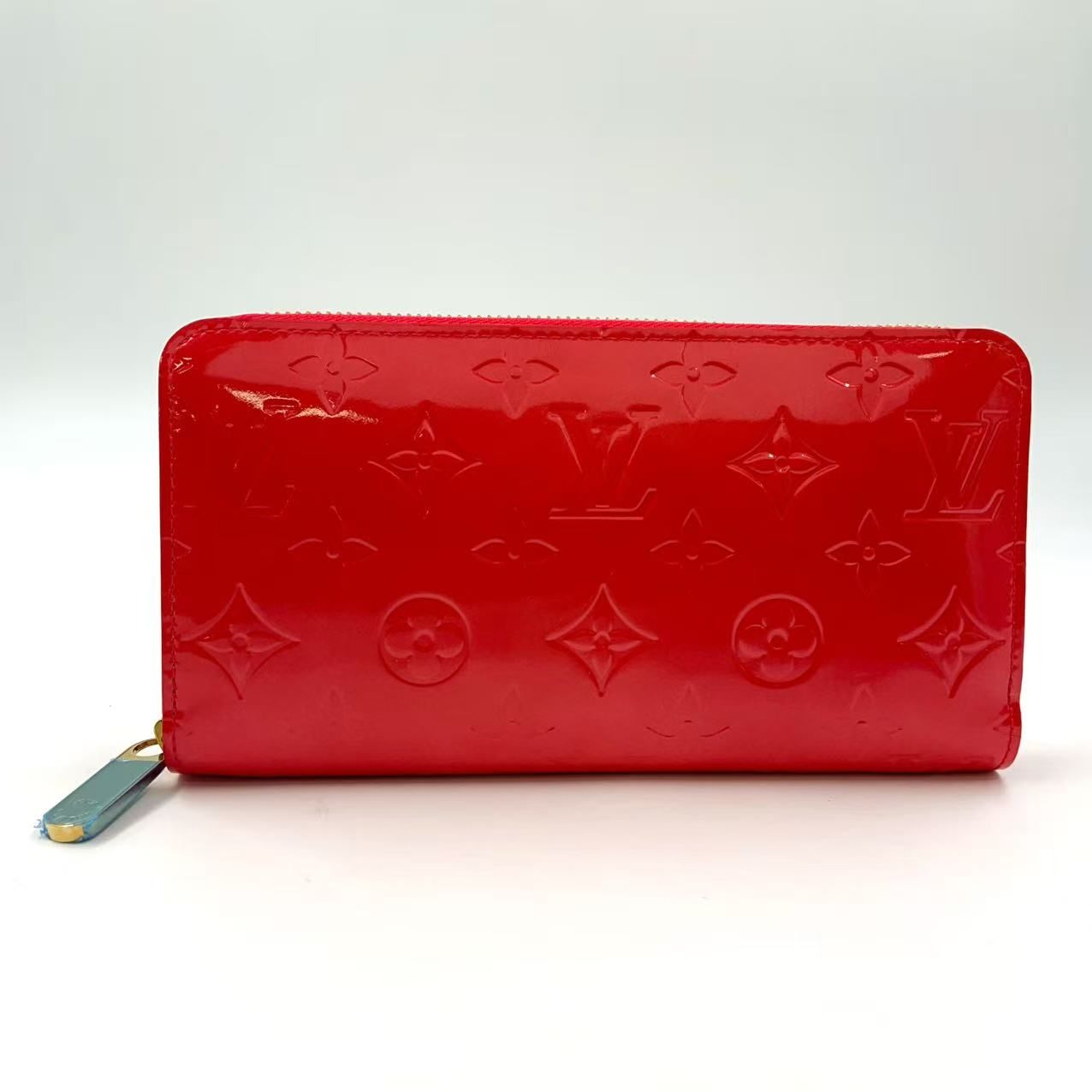 LOUIS VUITTON モノグラムヴェルニ ラウンドジップ エナメルレザー