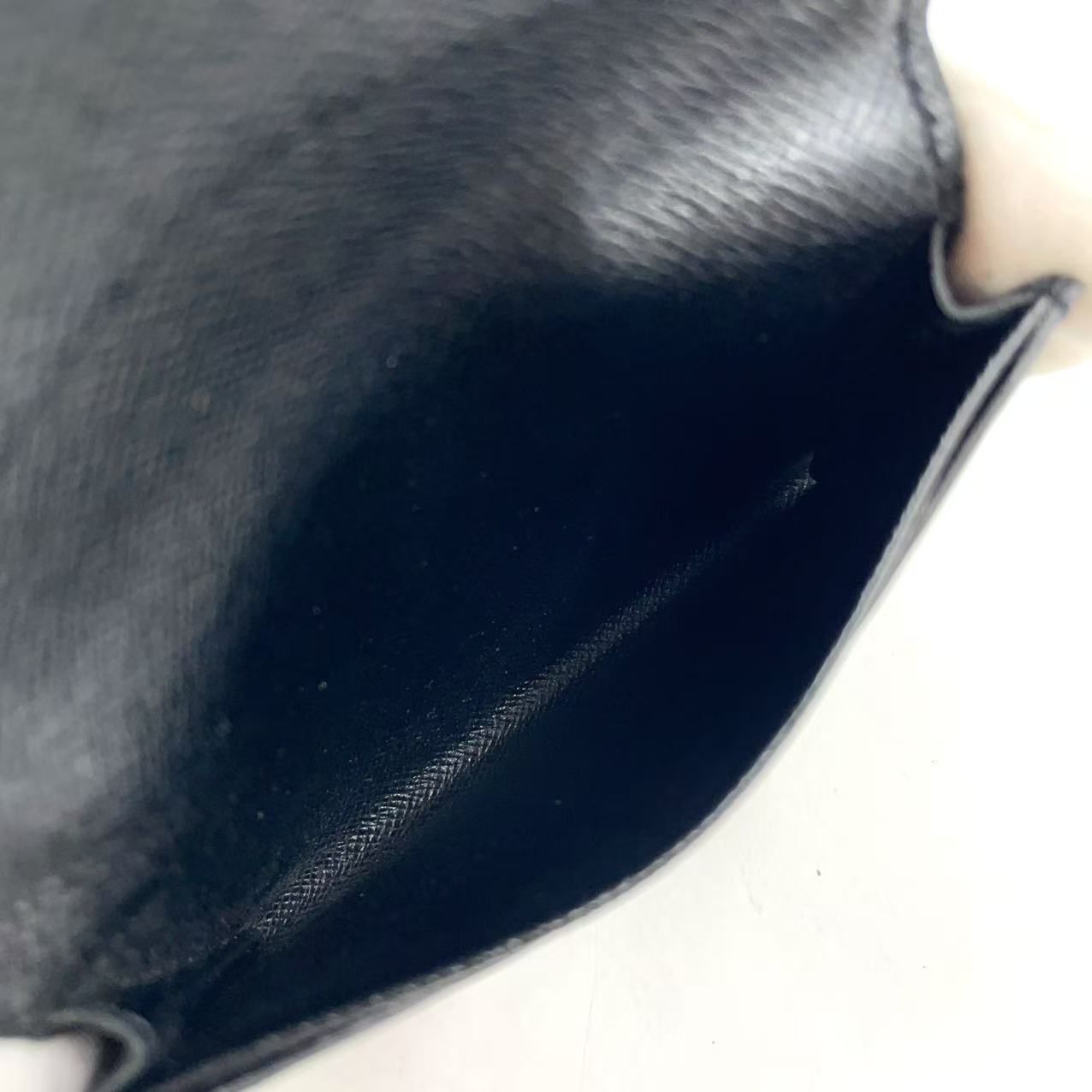 LOUIS VUITTON アンヴェロップ カルト ドゥヴィジット エピ エピ