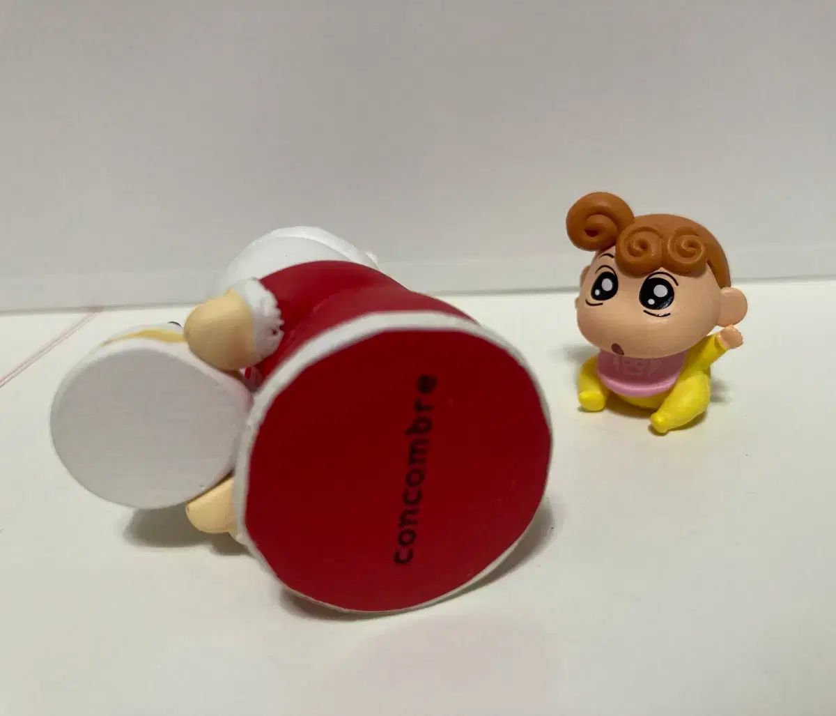 (正規品) デコレ クリスマス ケーキ サンタ & クレヨンしんちゃん リーメント 짱아 フィギュア