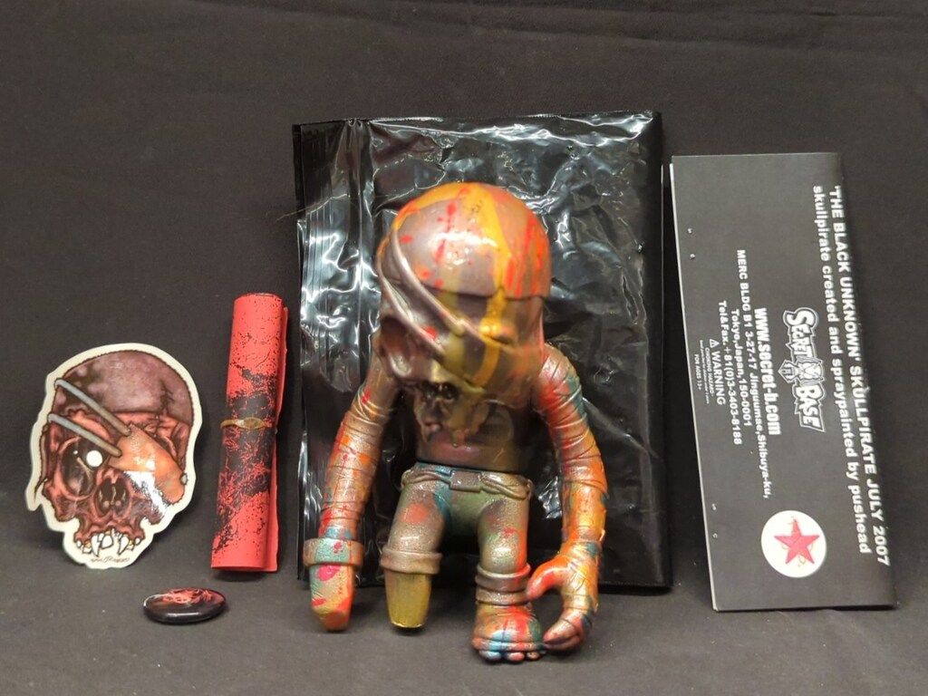 SECRETBASE PUSHEAD SKULLPIRATE JULY 2007 - メルカリ