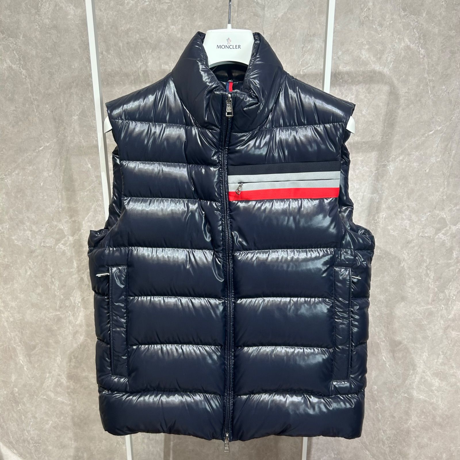 Moncler ダウンベスト 濃紺 MONCLER（モンクレール） 17年製 ネイビー GILET ダウンベスト