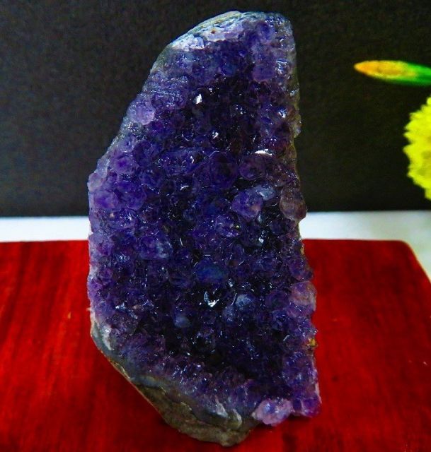 ウルグアイ産☆ 天然水晶☆絶品超濃い濃い超美しい☆アメジスト