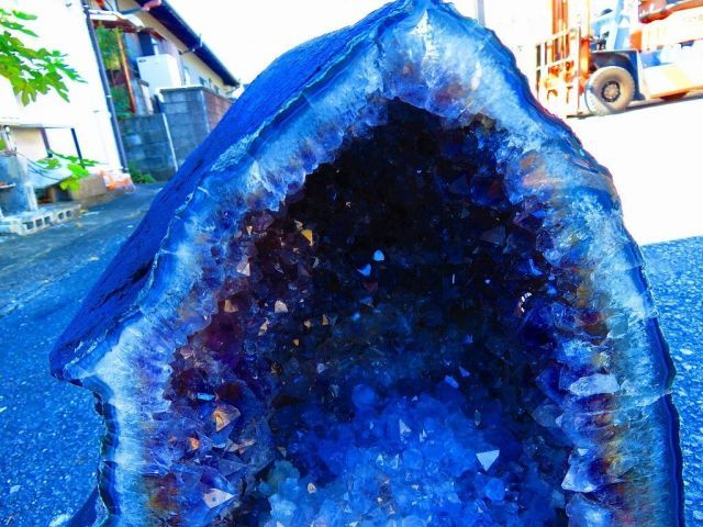 ウルグアイ産☆濃い濃い天然水晶宝石☆アメジストドーム超強パワー☆超