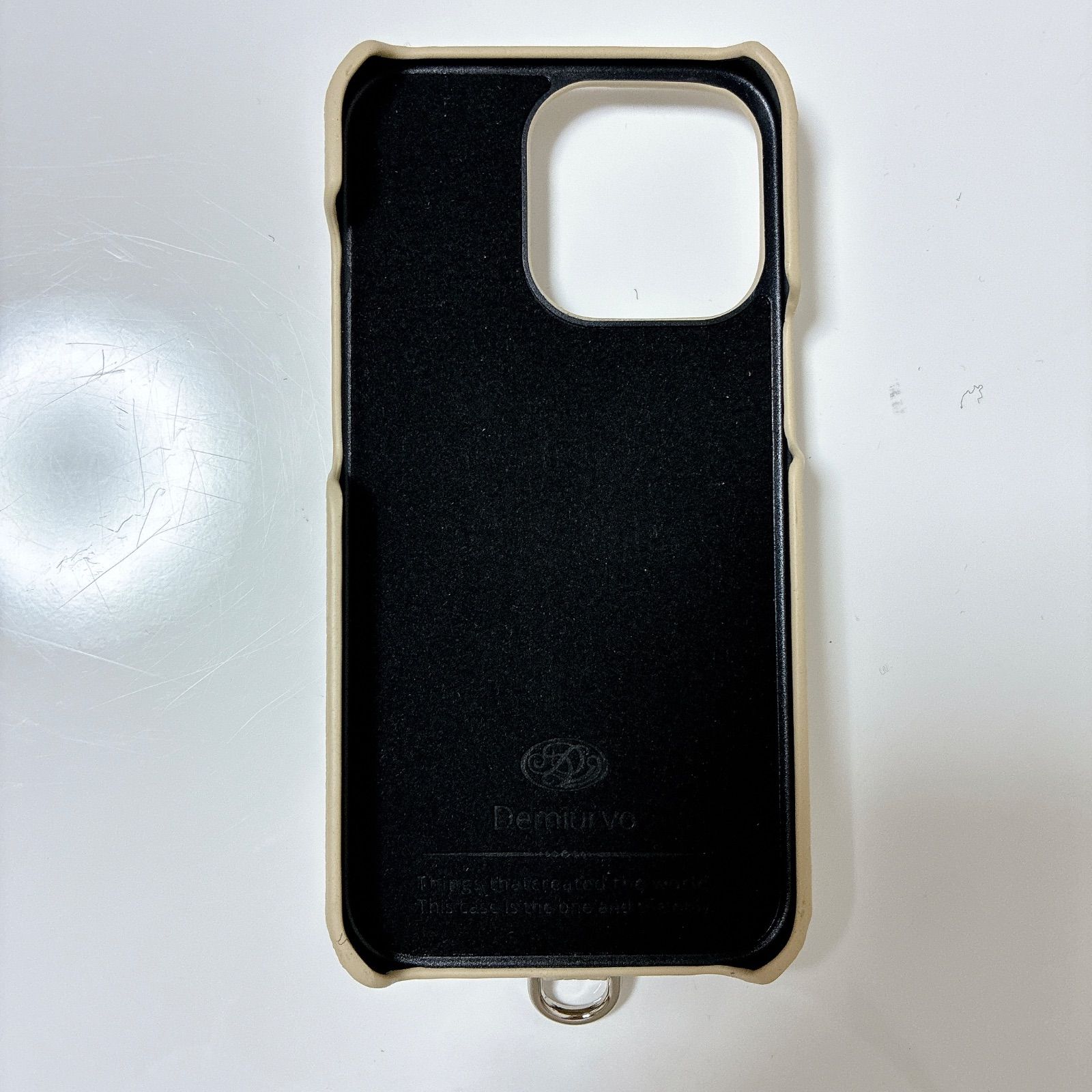新品 DEMIU iPhone13PRO ポシェフラットケース ベージュ - メルカリ