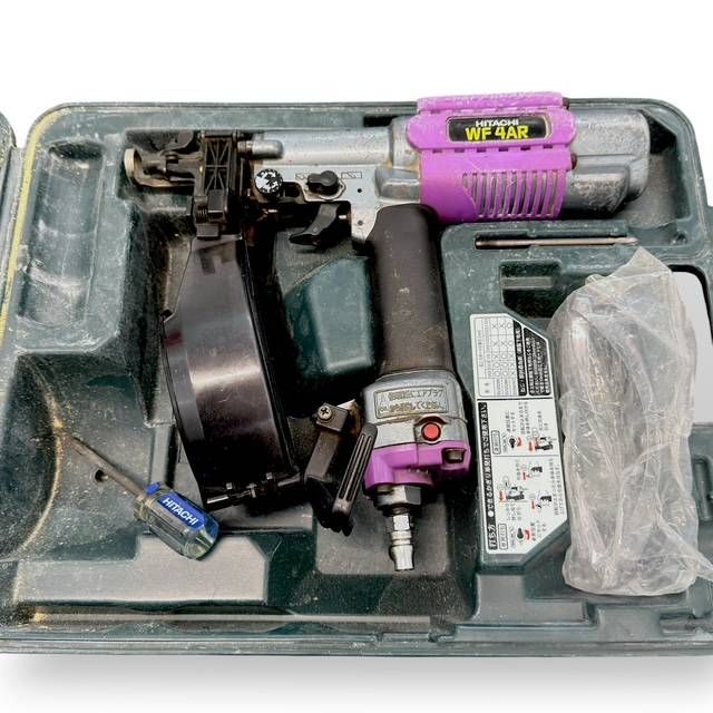 【動作確認済み】 日立 釘打機　WF4AR ケース付属/動作確認済】日立 HITACHI ねじ打ち機 ビス打ち機 くぎ打ち