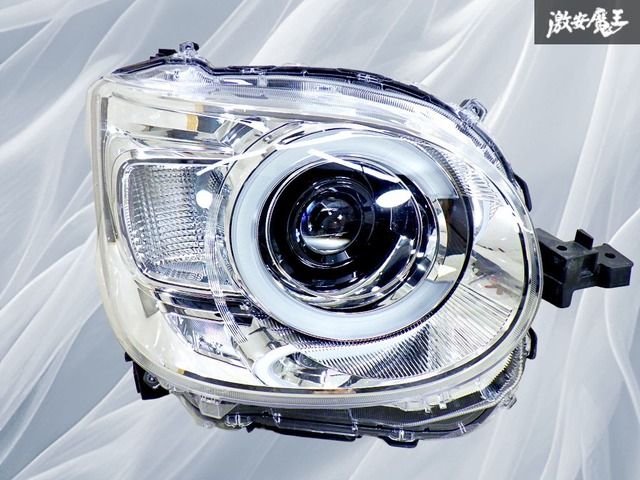 ダイハツ　ムーブキャンバス　LA800S 純正　左　ヘッドライト ダイハツ純正 キャンバスLA800sヘッドライト左