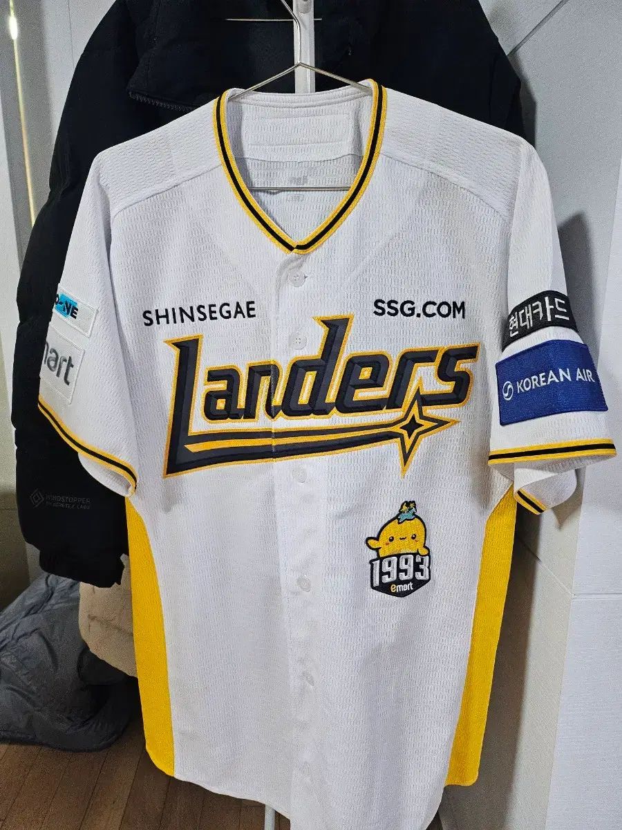 【本物保証，新作登場】 ゴヌ サイン入り 手マーキング SSG LANDERS E-mart UNIフォーム 105 その他