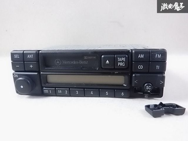 メルセデスベンツ 純正 W210 Eクラス カセットデッキ A 003 820 61 86