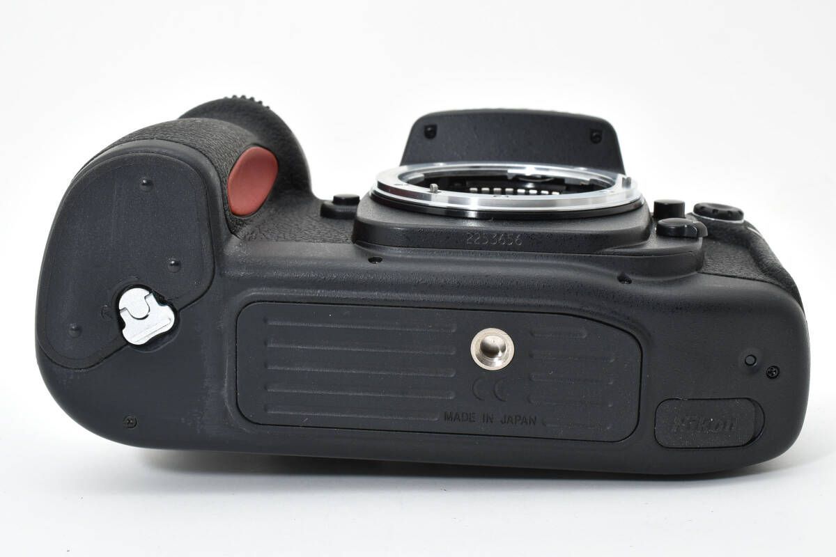 美品　Nikon　ニコン　F１００　ボディ　動作確認済　NO.291 CONTAX（コンタックス） ニコン Nikon F100 35mm フィルム カメラ