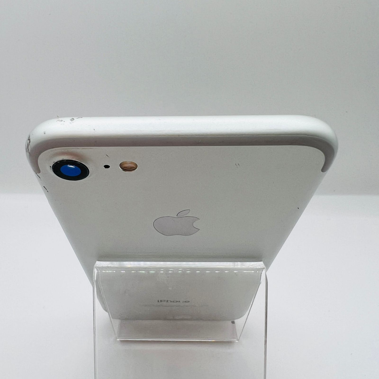 docomo iPhone7 128GB シルバー MNCL2J/A SIMロック解除済み 利用制限