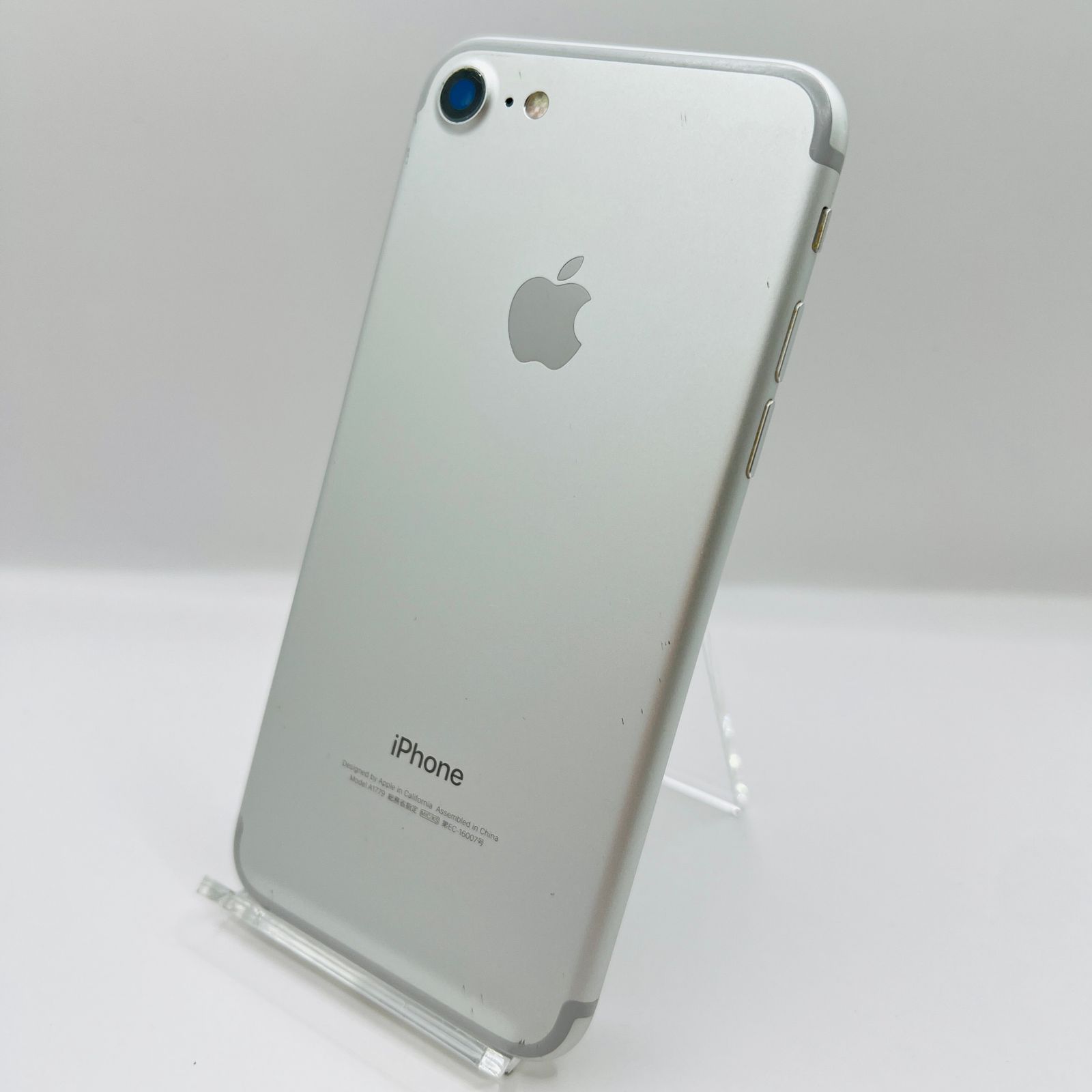 docomo iPhone7 128GB シルバー MNCL2J/A SIMロック解除済み 利用制限