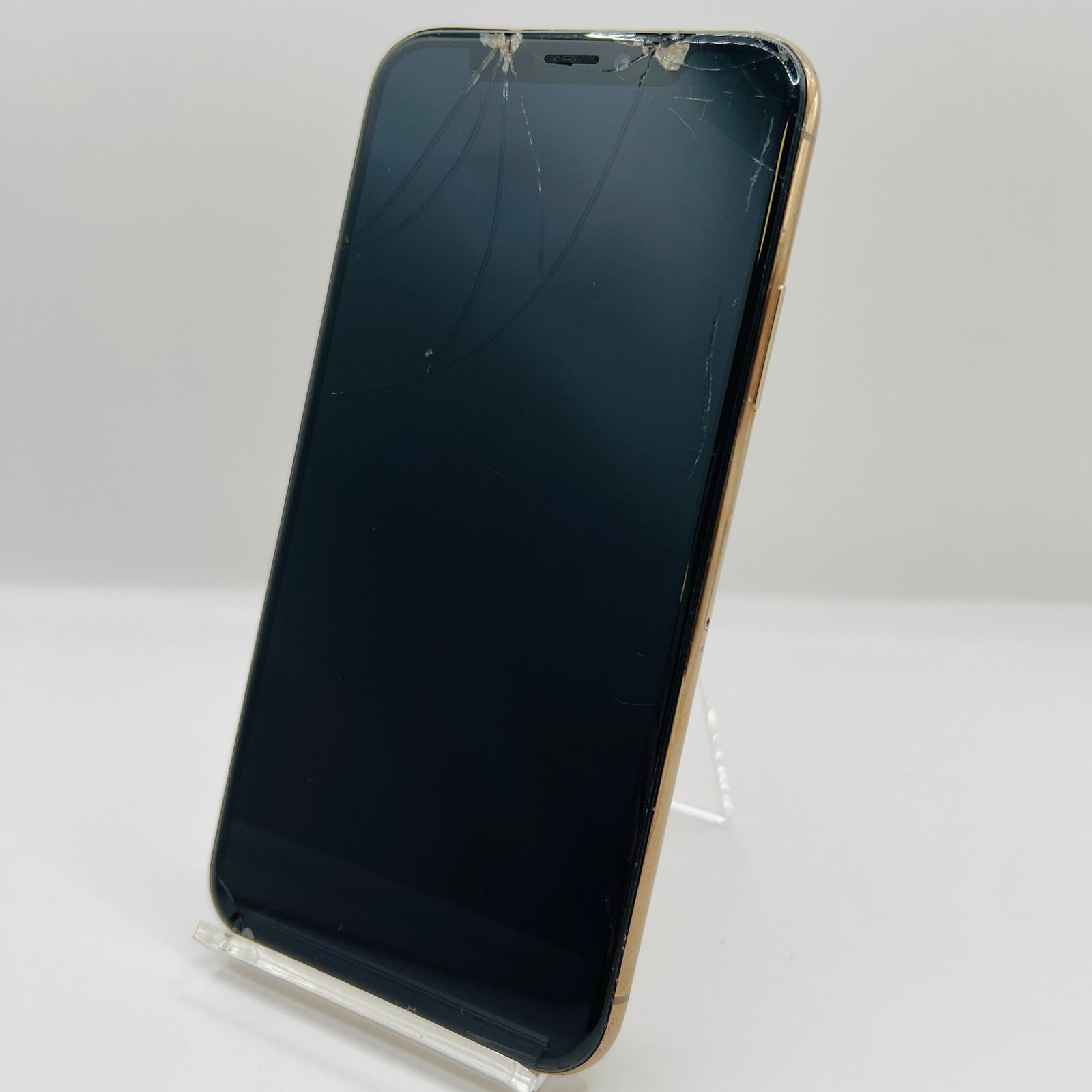 au iPhoneXS 512GB ゴールド NTE52J/A SIMロック解除済み 利用制限〇