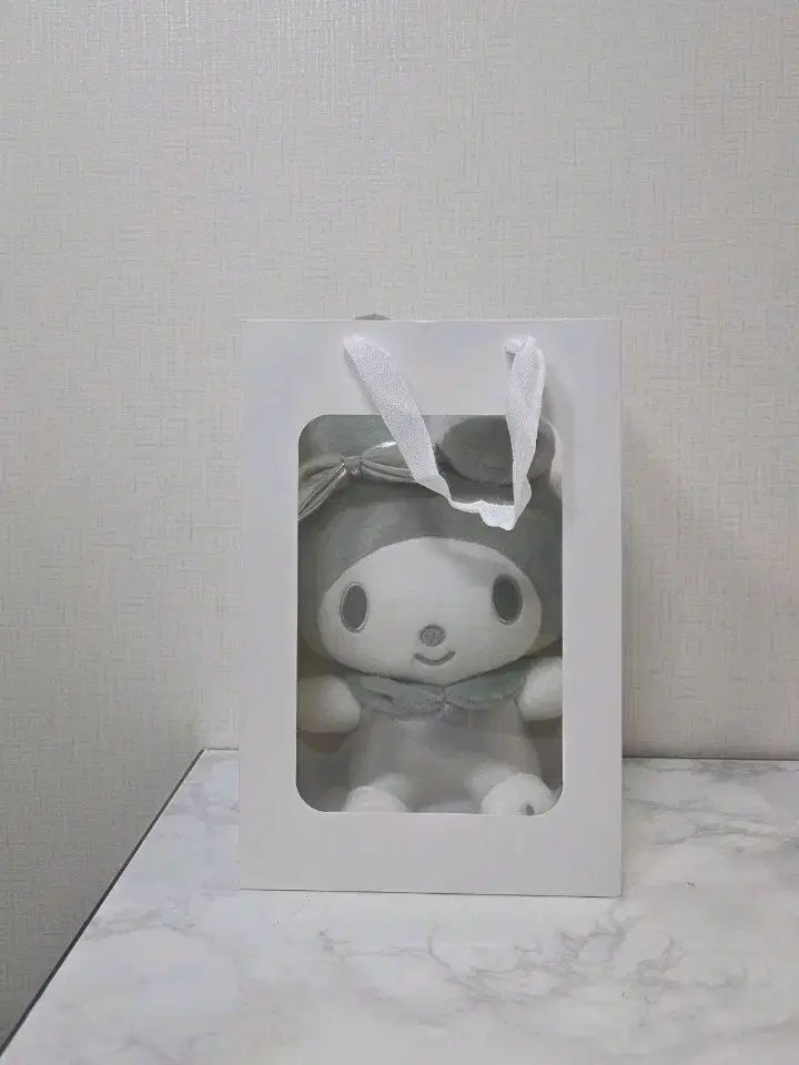 超激得，安い マイメロディ ぬいぐるみ グレー お買い物バッグあり 新品 その他