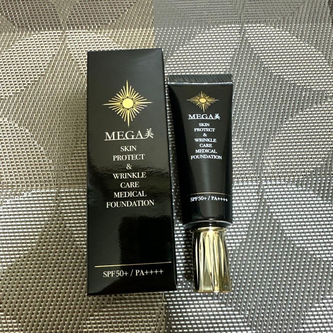 MEGA 薬用リンクルケア 美白リキッドファンデーション LO - メルカリ