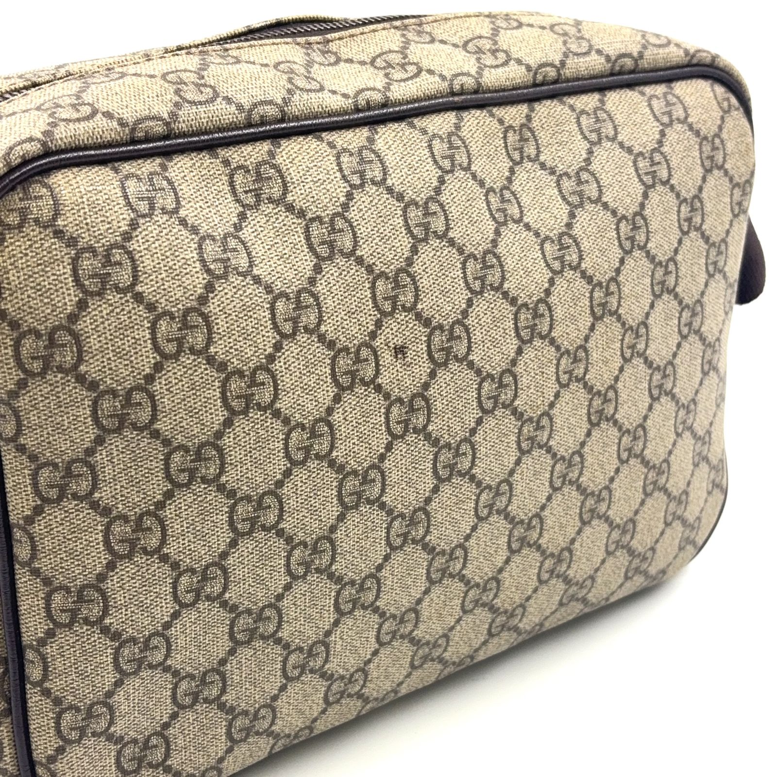 【持ち手部分:レザー破れ】 GUCCI ベージュ GGパターン ショルダーバッグ 持ち手部分:レザー破れ】 GUCCI ベージュ GGパターン ショルダーバッグ