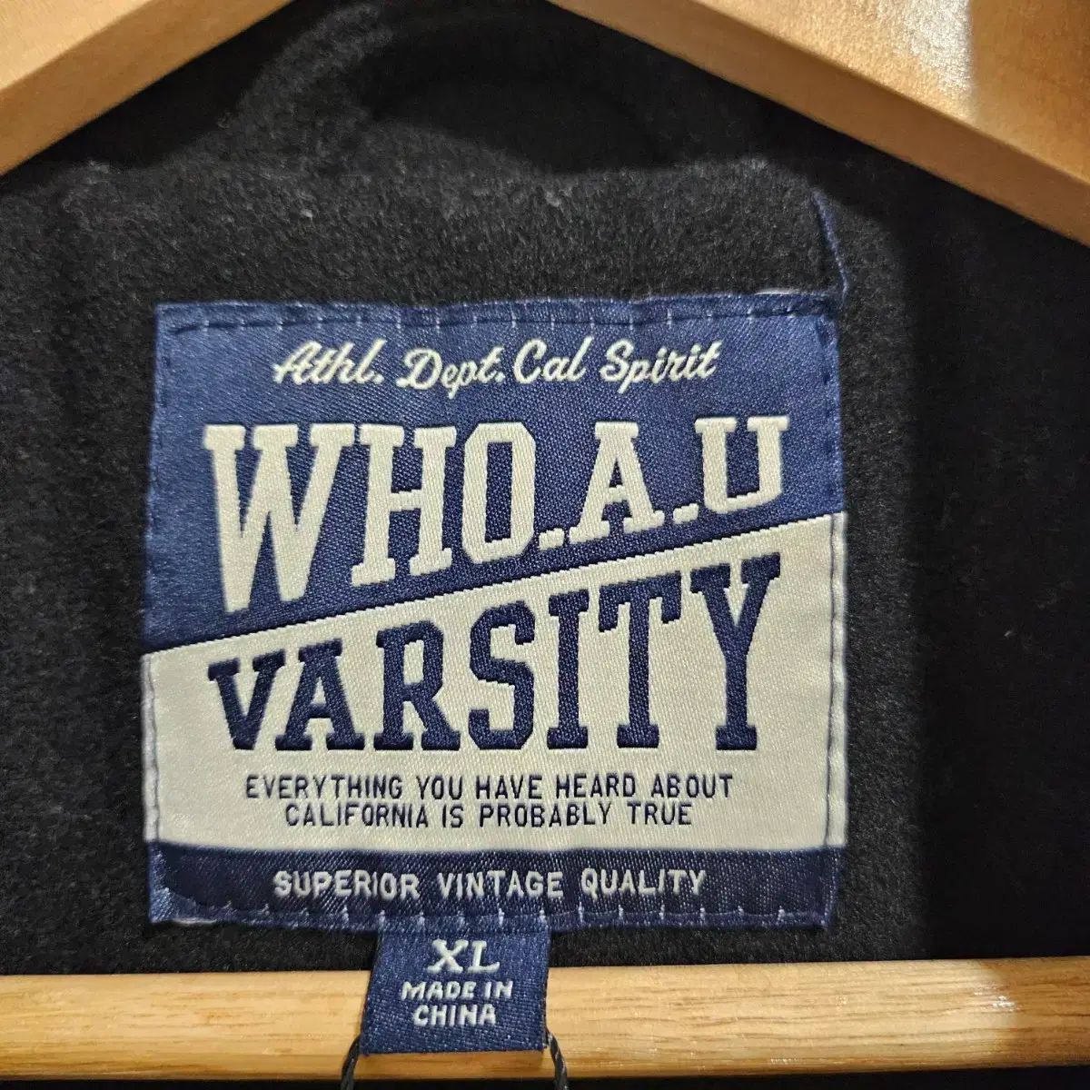 WHO A U スタジャン ブラック シティ 野球 アウター XL - メルカリ