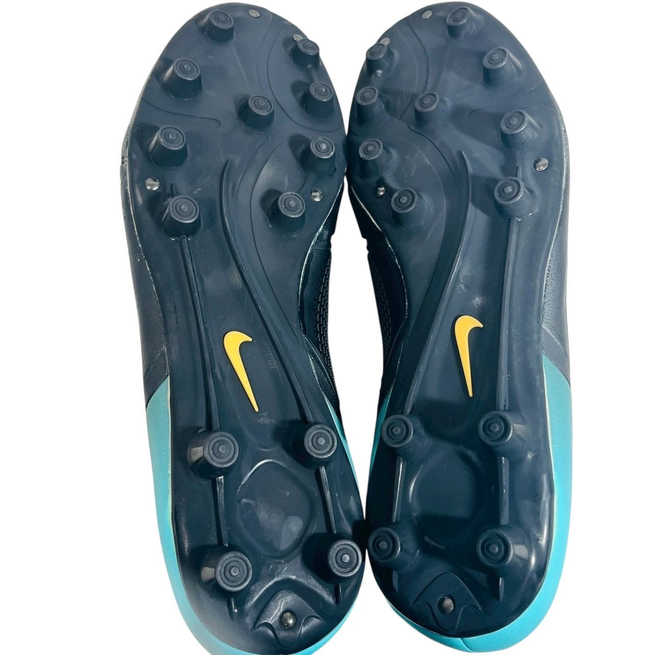 ナイキサッカースパイク CTR360 FG 10.5インチ(約28.5㎝) インソール欠