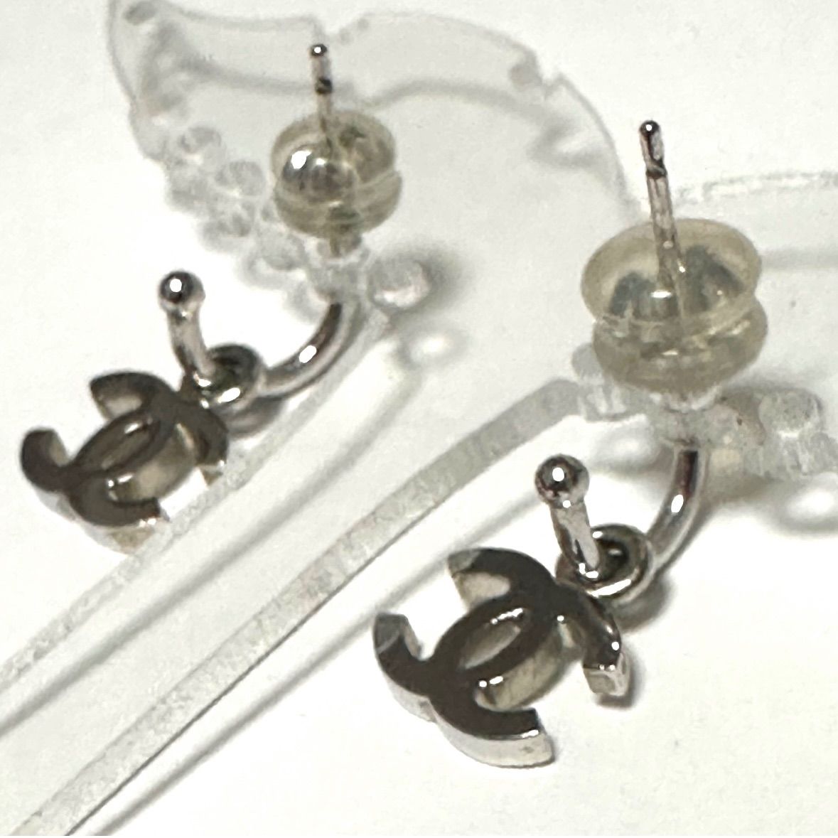 美品☆CHANELシャネル ココマーク ピアス　グレー　シルバー　ヴィンテージ 美品 シャネル CHANEL ピアス ココマーク ヴィンテージ メタル