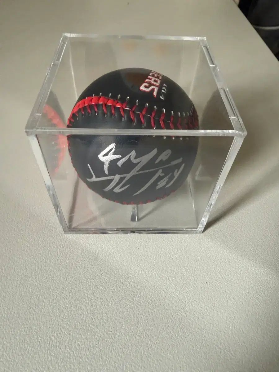 チェ・ヒョンウ ギイタイガース サインボール - メルカリ