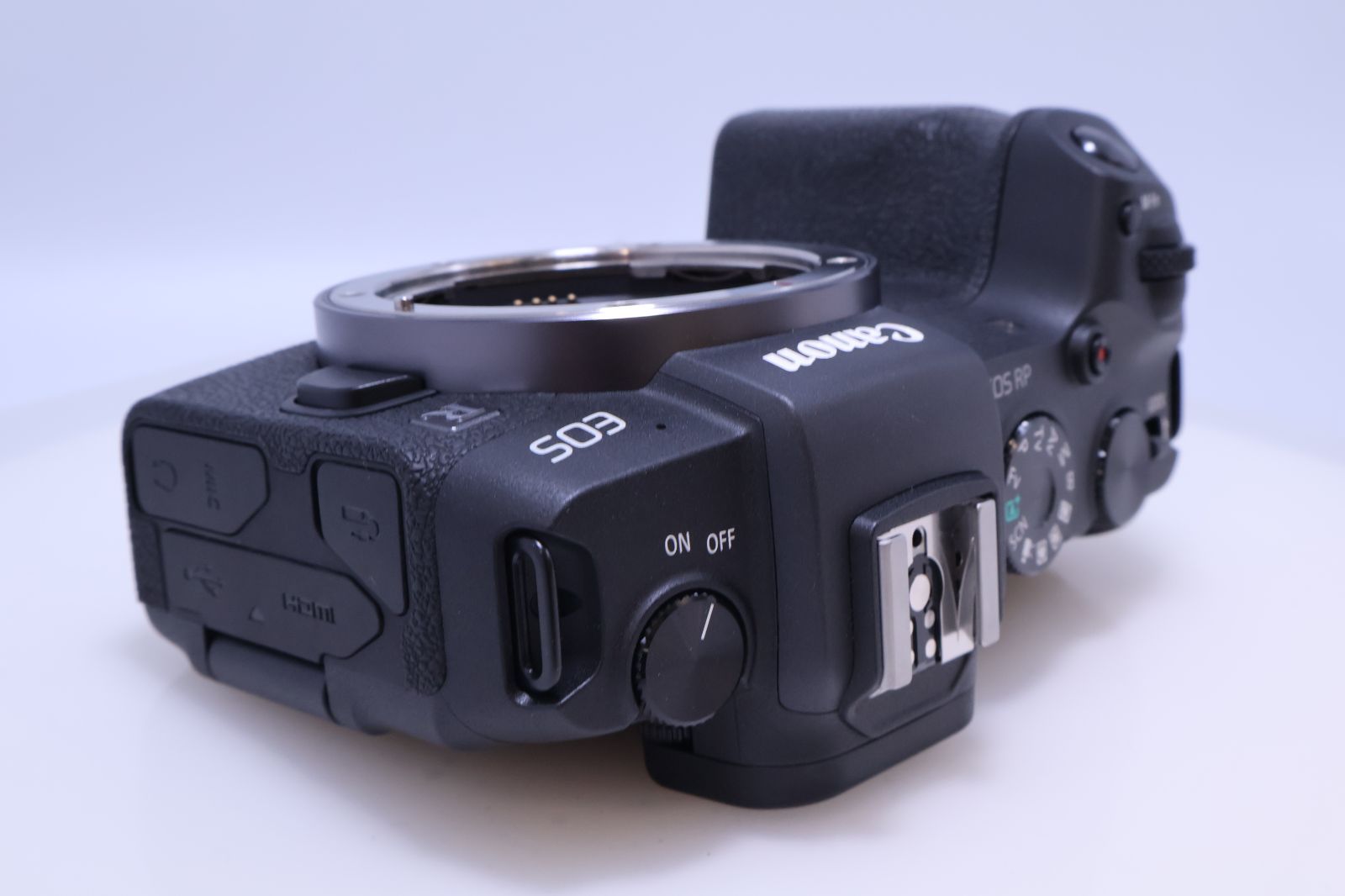 3,000回以下 極美品】Canon EOS RP ボディ ミラーレス一眼カメラ