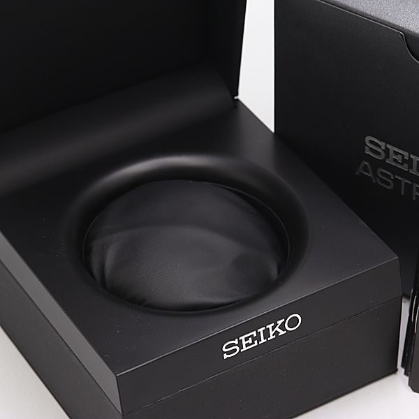 美品 セイコー アストロン 空箱 ブラックカラー 腕時計用 メンズ
