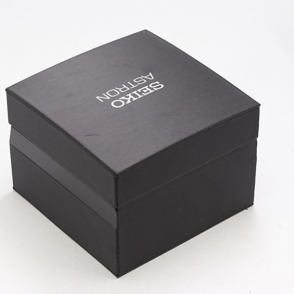 美品 セイコー アストロン 空箱 ブラックカラー 腕時計用 メンズ