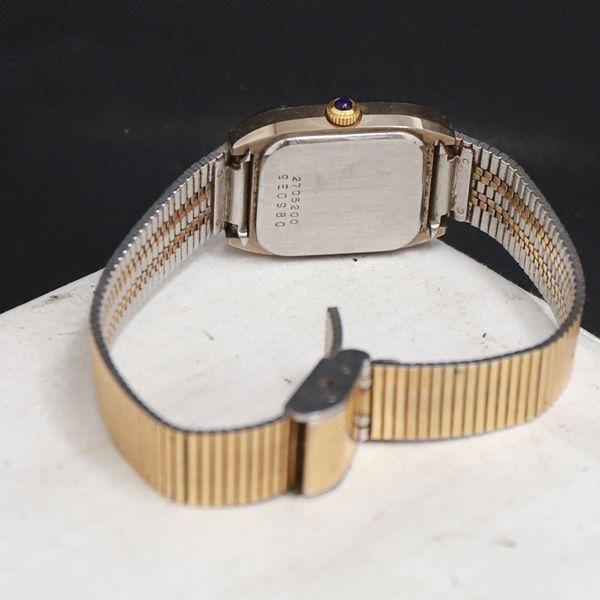 QZ ウォルサム L.ダイナックス 9E0980 ゴールド文字盤 レディース