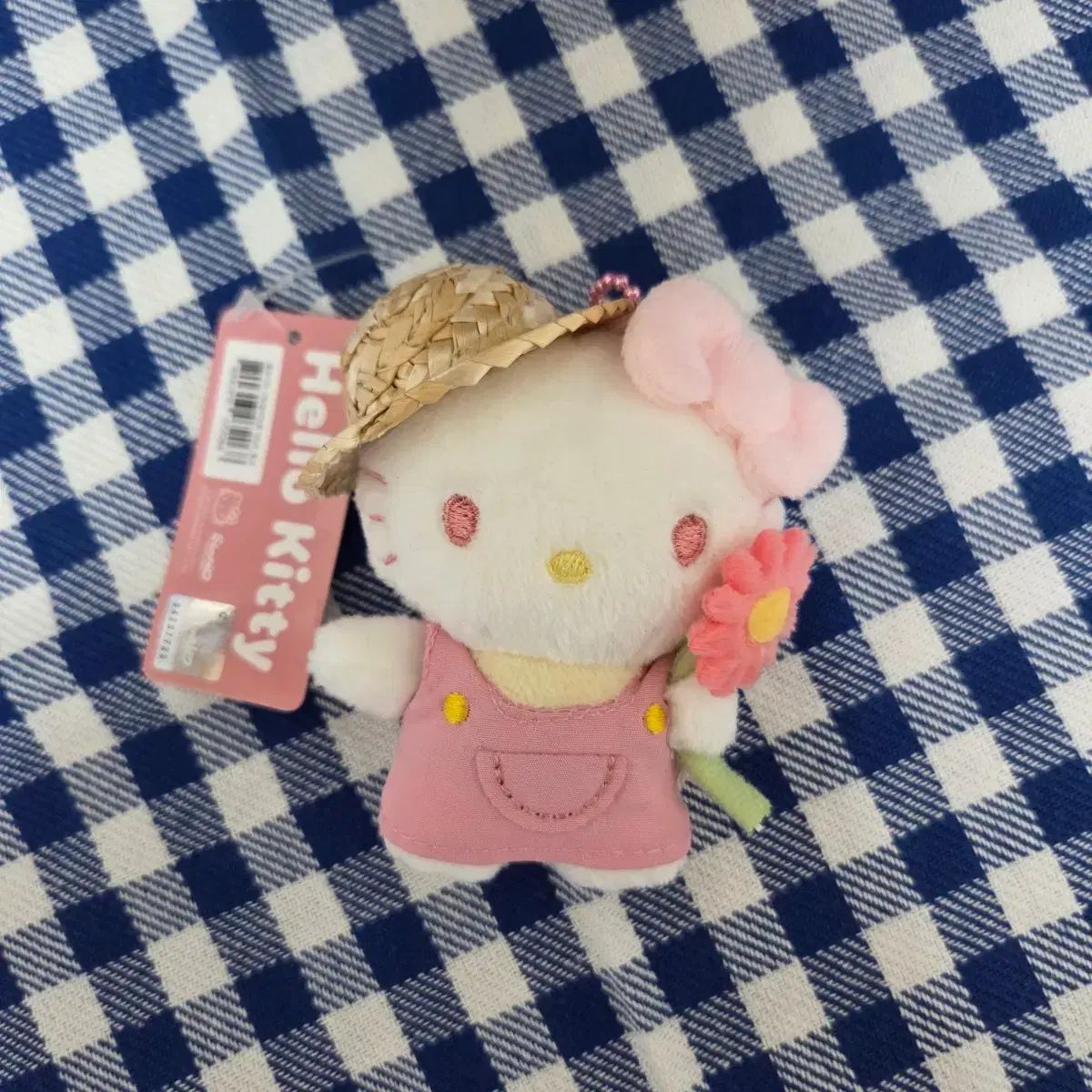 サンリオ ハローキティ 麦わら帽子 ぬいぐるみ - メルカリ