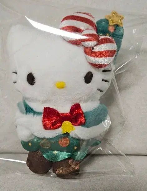 サンリオ キティ スイング マスコット クリスマス 2025サンリオクリスマス マスコット ハローキティ ぬいぐるみ ハロー