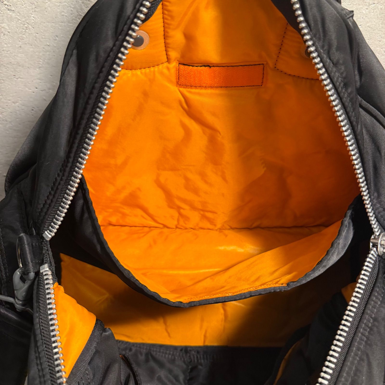 HEAD PORTERヘッドポーター 2Wayショルダーバッグ　ブラック ✨HEAD PORTER ヘッドポーター 2way タンカー ボストン ショルダー