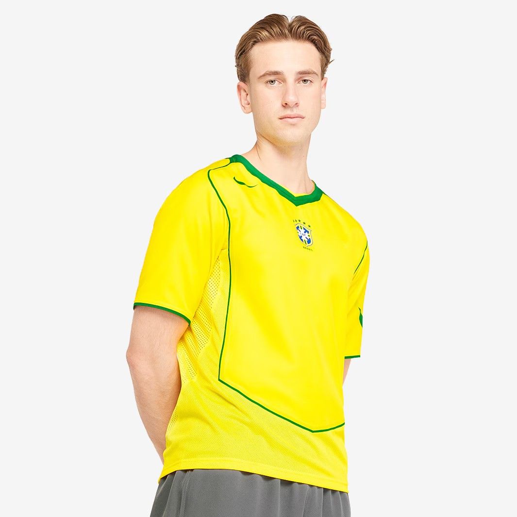Nike ブラジル代表 イエローシャツ T90 送料無料・匿名配送】Nike サッカー ブラジル代表 2004 復刻 シャツ 黄