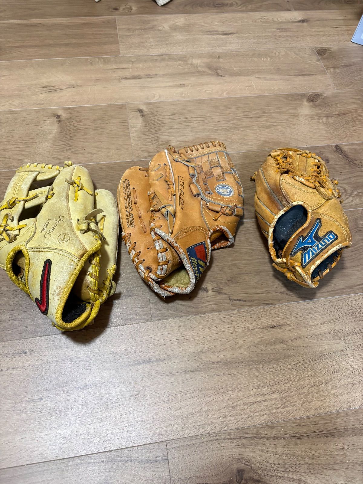 グローブ まとめ売り MIZUNO NIKE 右 左 オールラウンド 軟式用 学生