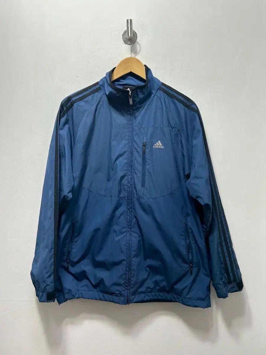 メンズ アディダスジップアップジャンパー 95 サイズ春秋ジャージー