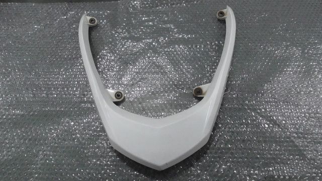 シグナス-X (FI) 　SE44J-100xxx　の　リアスポイラー　傷:#1765930971