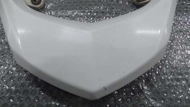 シグナス-X (FI) 　SE44J-100xxx　の　リアスポイラー　傷:#1765930971