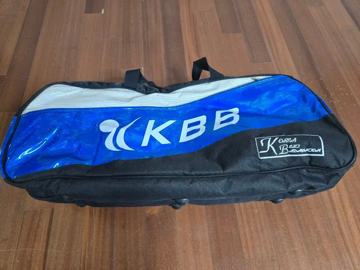 KBBバドミントン トゥー段 バッグ 出品