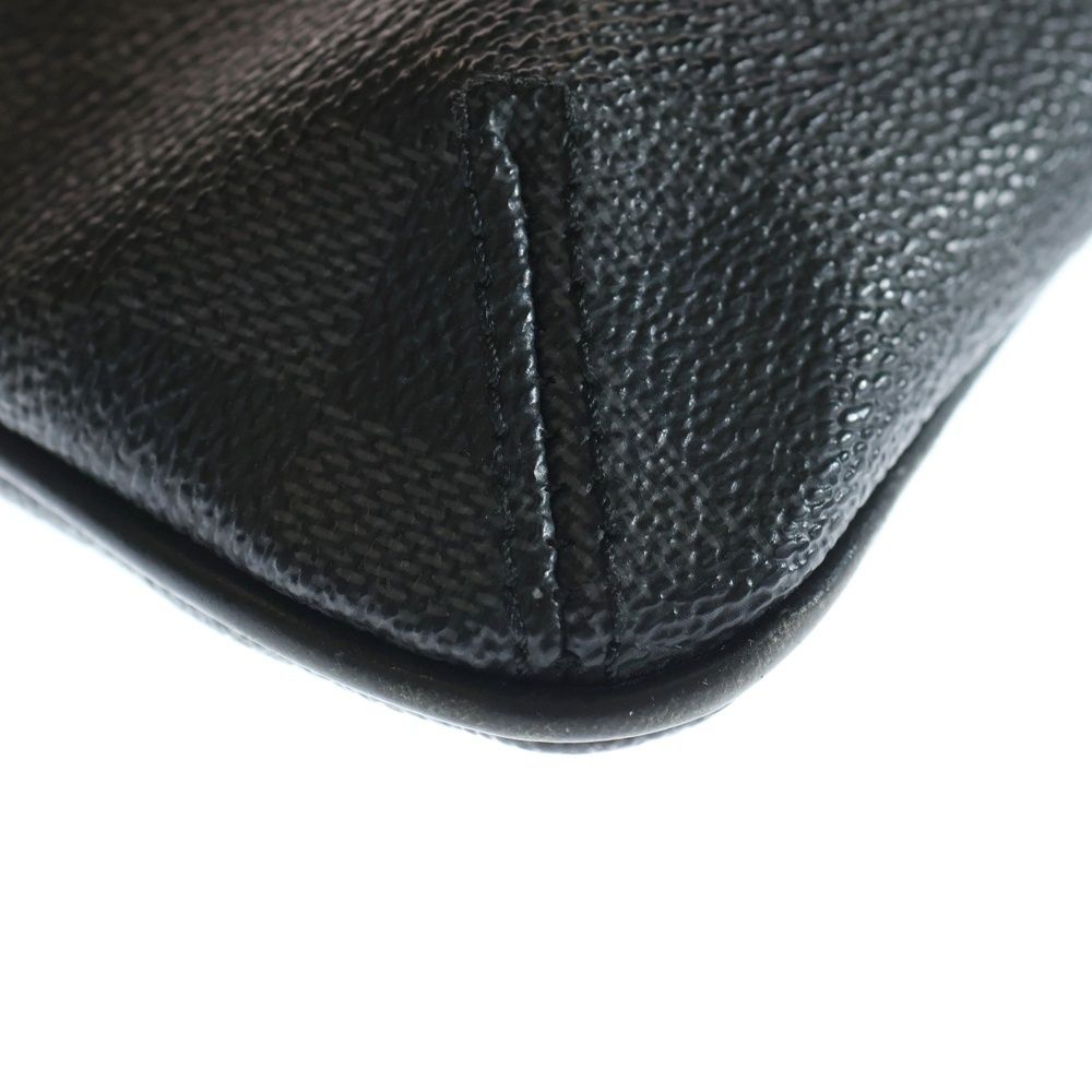 LOUIS VUITTON (ルイヴィトン) ダミエグラフィット トマス ショルダー