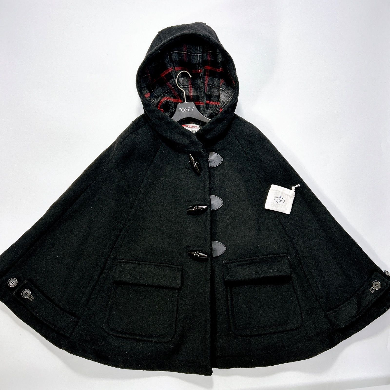 【未使用級】PRADA　ポンチョ　マント　ダッフルコート　チェック柄　38 M 未使用級】PRADA ポンチョ マント ダッフルコート チェック柄 38 M