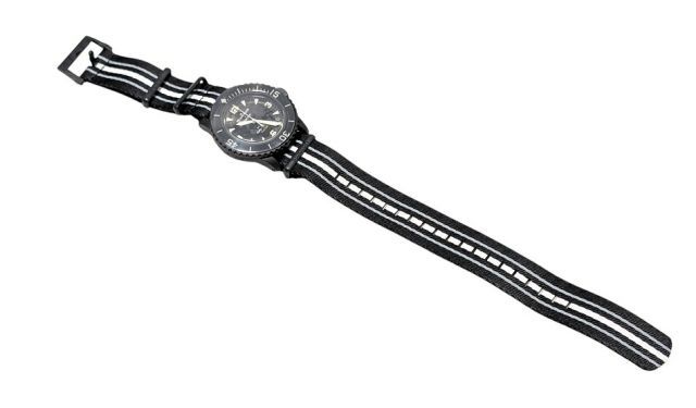 新品同様 ブランパン スウォッチ SO35B400 フィフティファゾムス オーシャンオブストーム  Swatch OCEAN OF STORMS バイオセラミック/ナイロン ブラック文字盤 メンズ 