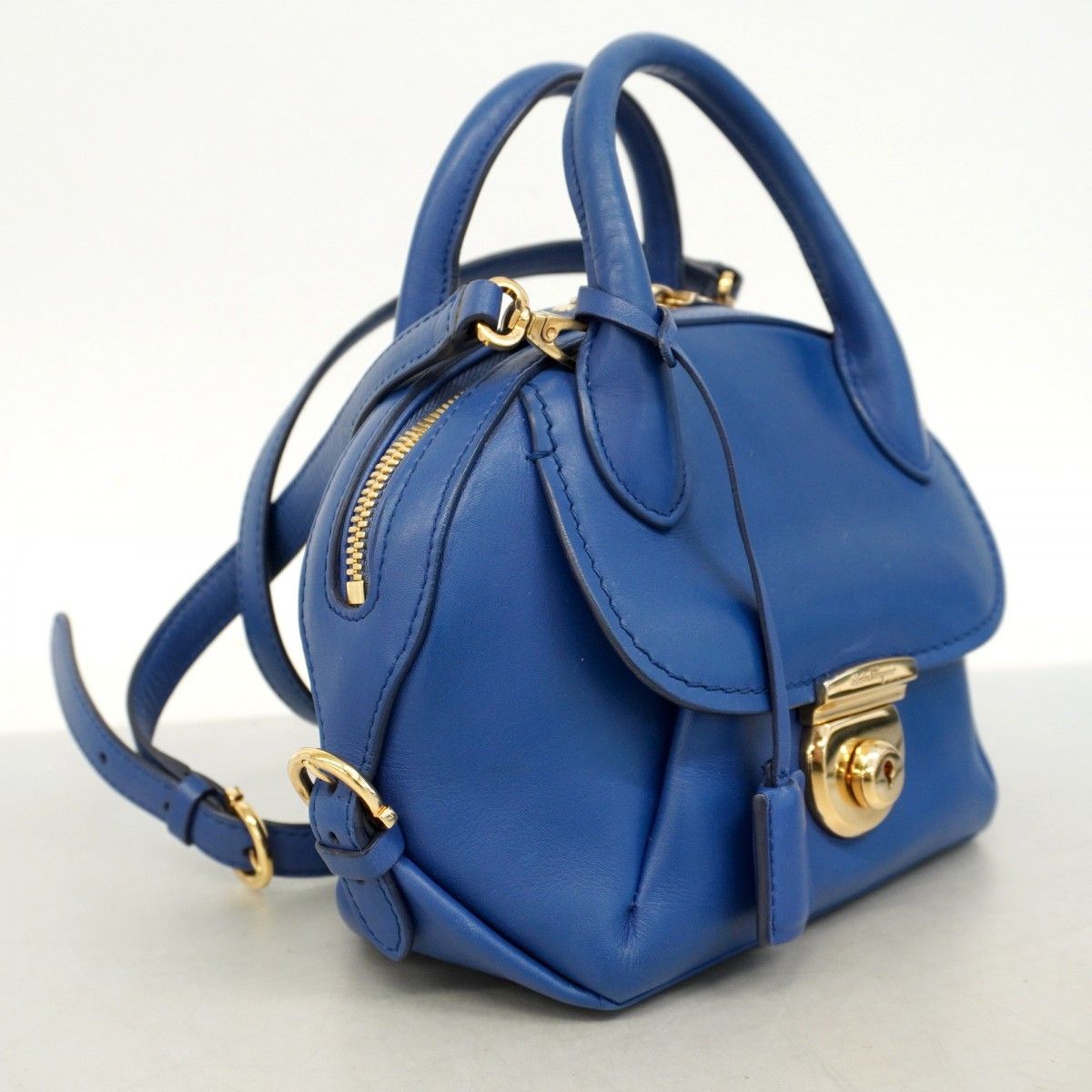 5pc3941】サルヴァトーレフェラガモ ハンドバッグ フィアンマ レザー