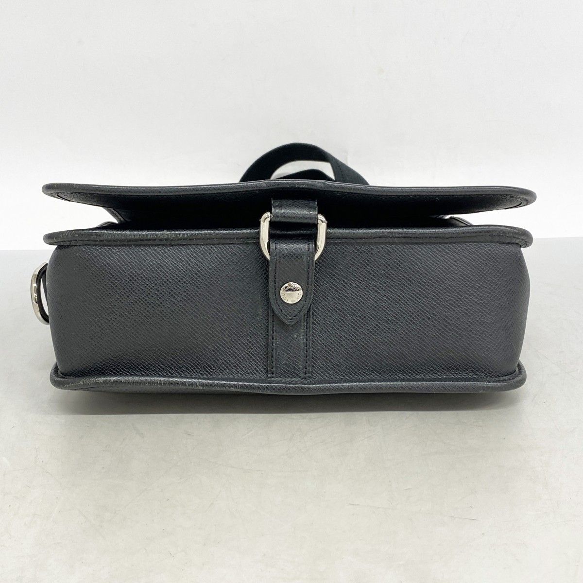 5pc4137-k】ルイヴィトン ショルダーバッグ タイガ アンドレイ M32482