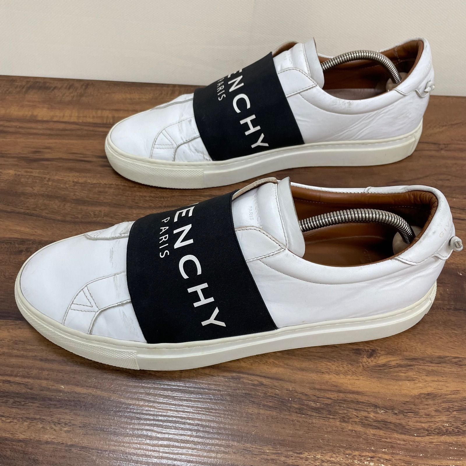 ▪️ GIVENCHY ジバンシィ アーバンストリート レザー スニーカー ロゴ
